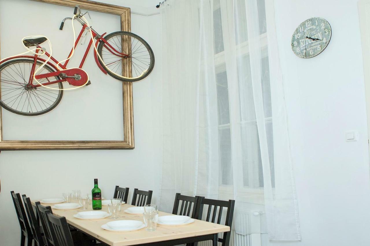Cheerful And Cozy 2 Bedrooms 2 Bathrooms Apartment With Top Location Budapeste Exterior foto